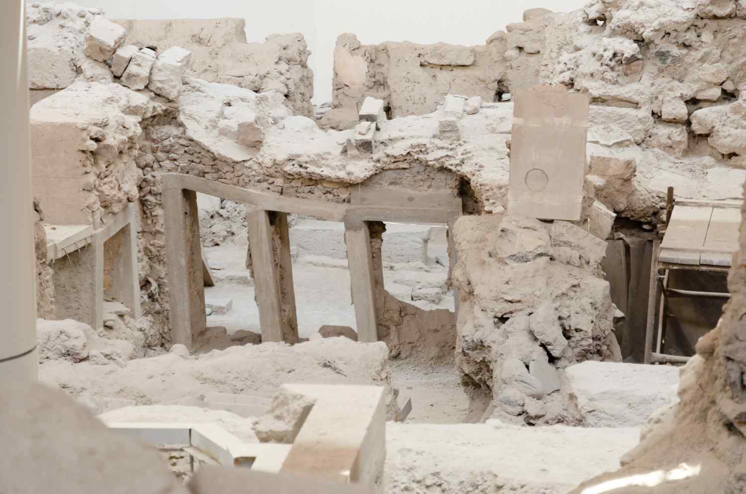 Akrotiri